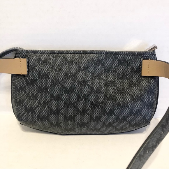 Michael Kors Belt Bag - (NWT) size S/M - Picture 3 of 9